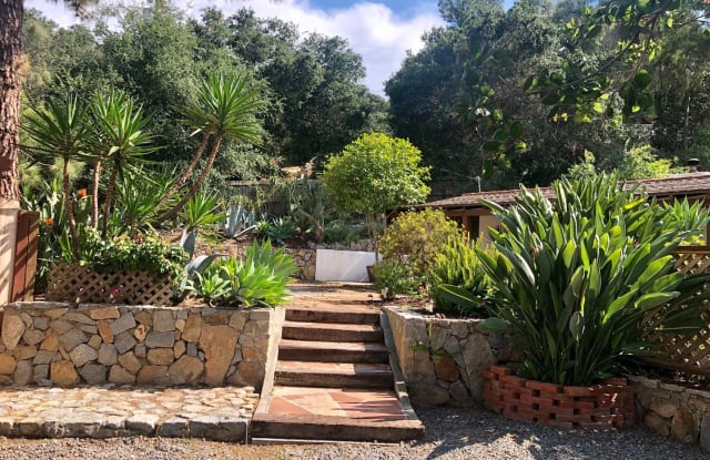 9637 Plimpton Road - 9637 Plimpton Road, Casa de Oro-Mount Helix, CA 91941