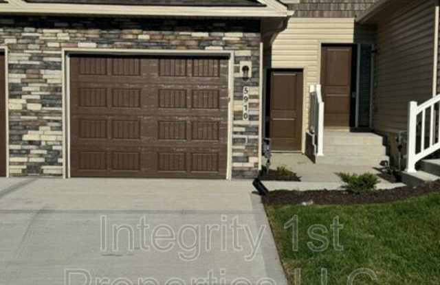 5910 Northwest 88th Street - 5910 Northwest 88th Street, Kansas City, MO 64154
