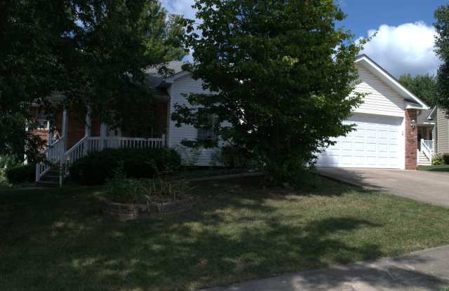 Large 3 Bed 2 Bath House In SW Como! Gallery 4