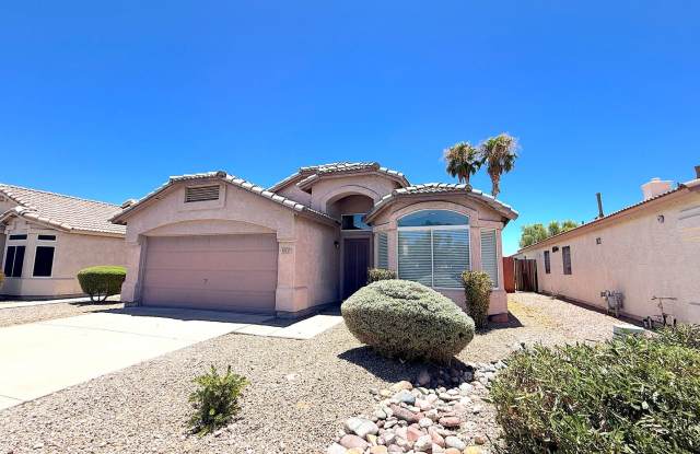 PRICE REDUCED – Fresh Updates in Prime Scottsdale Location! photos photos