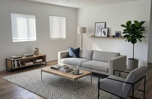 11472 Albers Gallery 1
