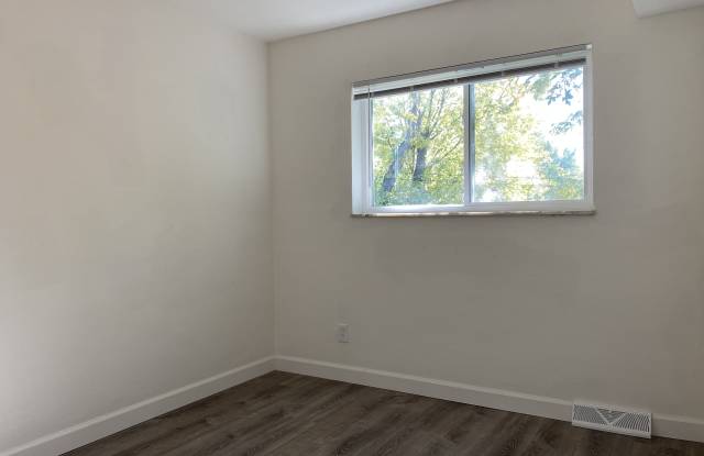 3984 Brittany Circle - D Gallery 3