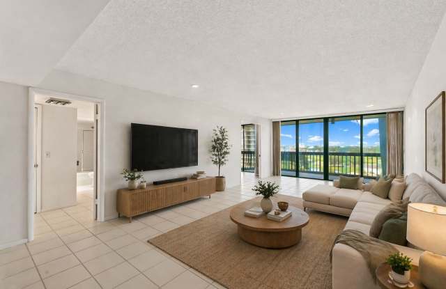 Move-In Made Easy: Pay Just Security + 50% OFF First Month! - 2425 Presidential Way, West Palm Beach, FL 33401