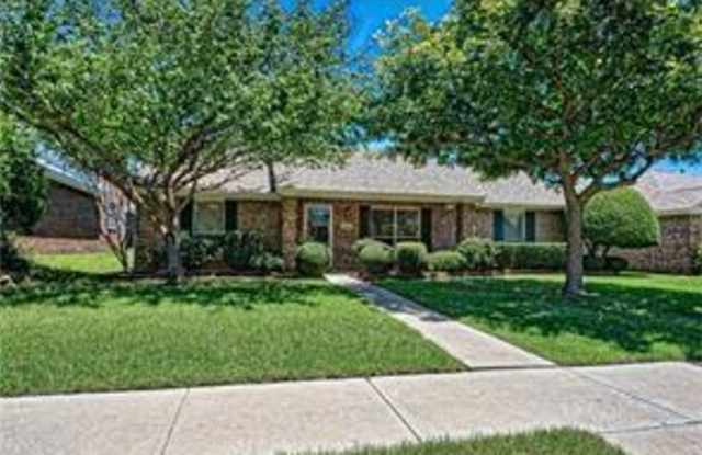 8200 Dock Street - 8200 Dock Street, Frisco, TX 75035