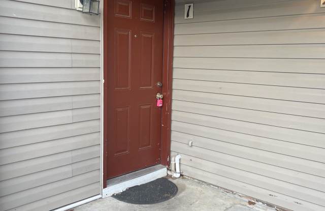 6408 Starbrook Drive UNIT 1 Gallery 2