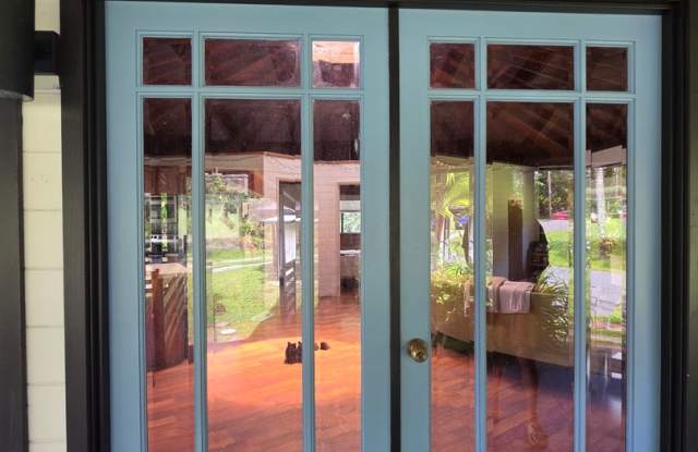 AVAILABLE NOW | Furnished 2BR/2BA with Soaring Wood Ceilings & Skylight | $2,200 Gallery 4