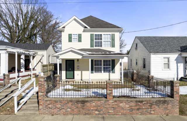 1319 Oakwood Ave - 1319 Oakwood Avenue, Louisville, KY 40215 1319 Oakwood Ave - 1319 Oakwood Avenue, Louisville, KY 40215