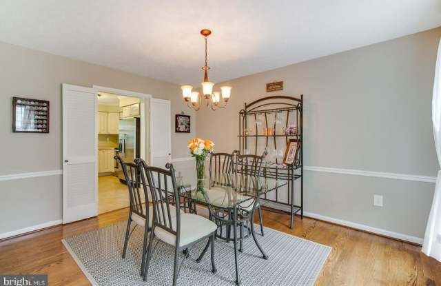 4330 FALLSTONE PLACE Gallery 4