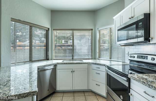 4641 E TOWNE Lane photos photos