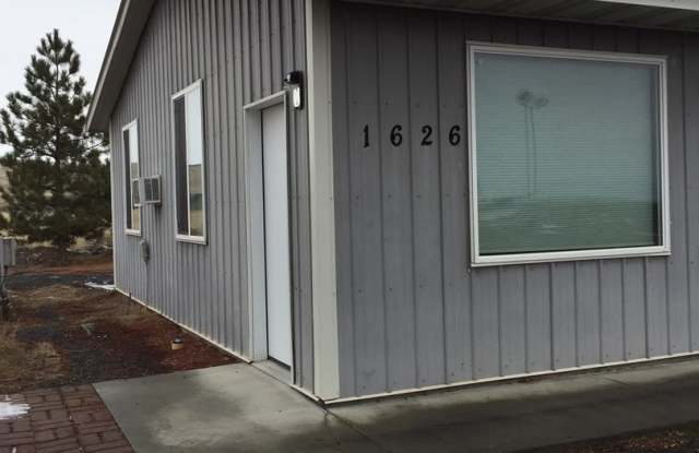 Residence with Large Shop in Ephrata photos photos