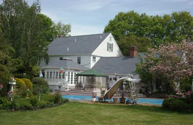 170 Mill Plain Road photos photos