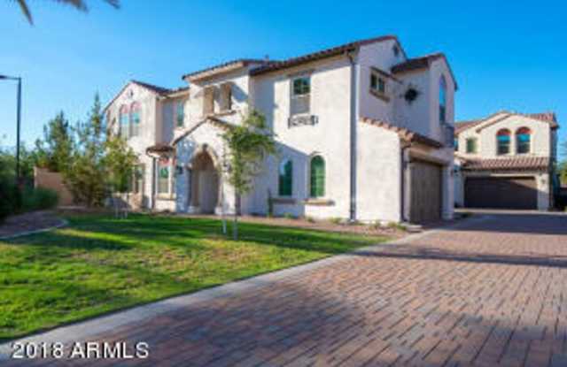 4015 South Pecan Drive - 4015 South Pecan Drive, Chandler, AZ 85248