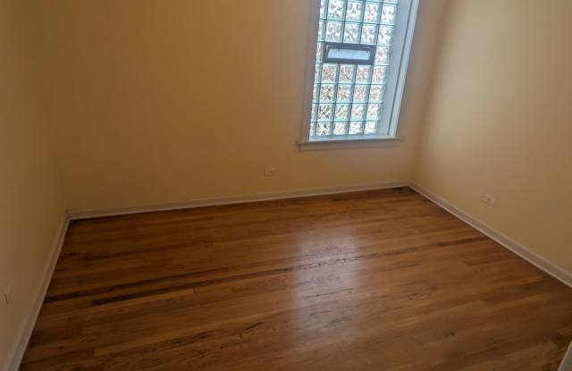 8203 South Ada Street#1 Gallery 3