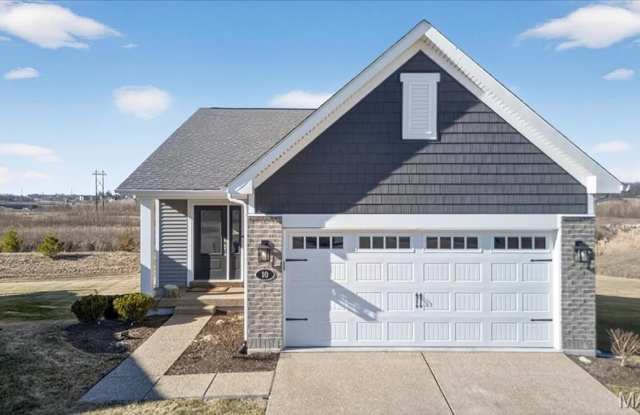 10 Muir Trail Court photos photos