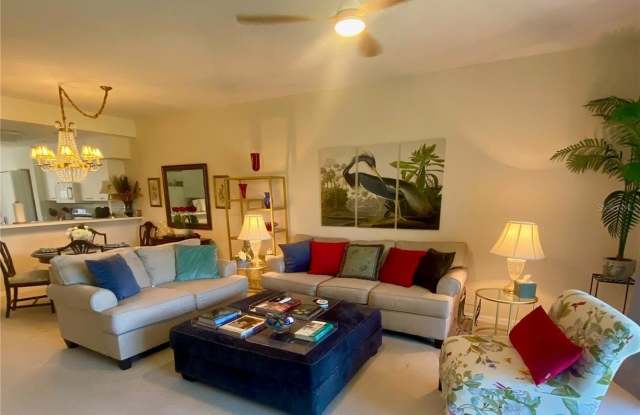 9590 HIGH GATE Drive Gallery 2