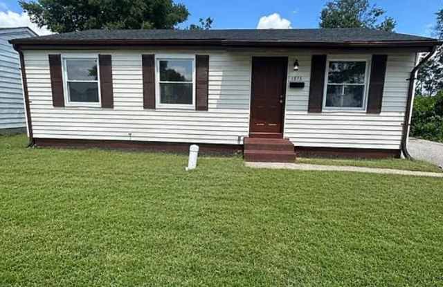 For Lease photos photos
