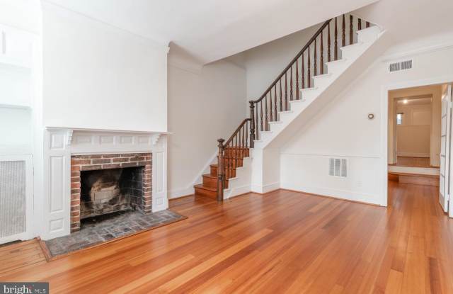 2723 DUMBARTON STREET NW Gallery 2