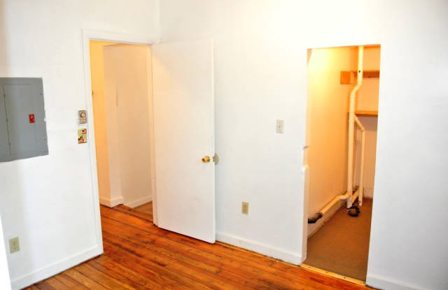 261 N Main St Gallery 4