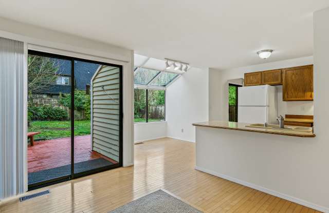 4219 212th Avenue Northeast - 4219 212th Avenue Northeast, Sammamish, WA 98074