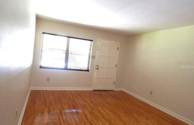 408 ALLAMANDA DRIVE Gallery 3