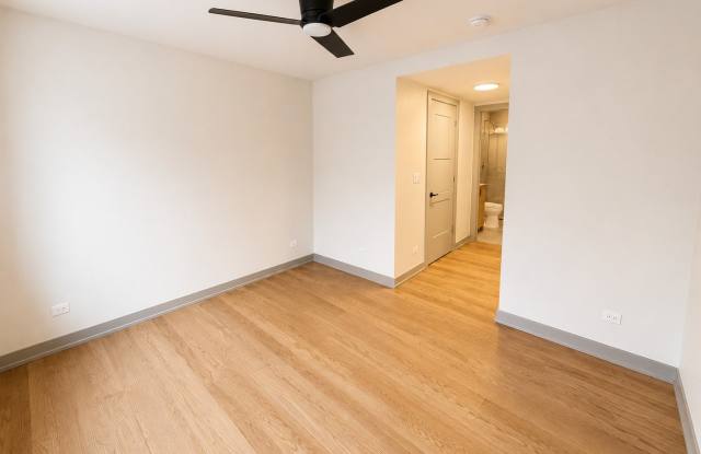 1337 W Estes Avenue Gallery 4