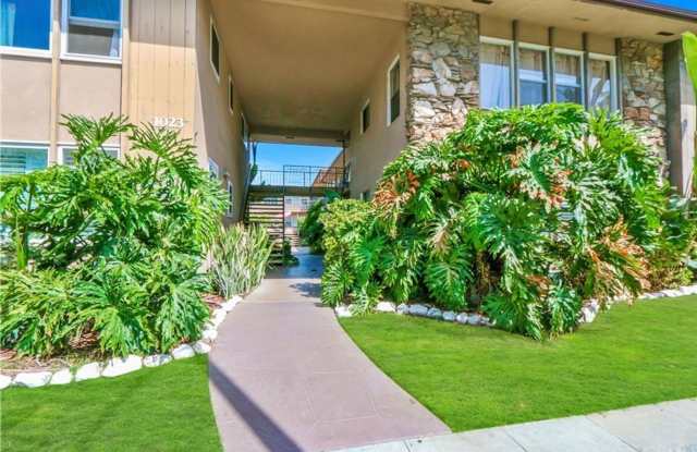 1 Bedroom 1 Bath Located in the highly sought after "Towne Capri" complex in Long Beach - 1023 East 1st Street, Long Beach, CA 90802