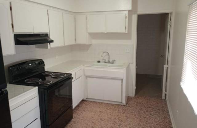 13239 S Laredo Ave photos photos