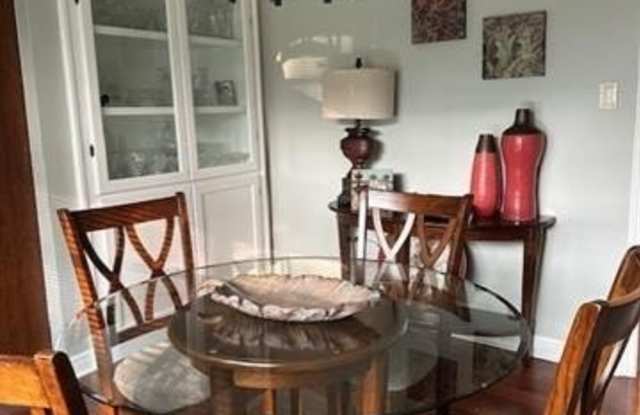 210 DOUGLAS Drive Gallery 4