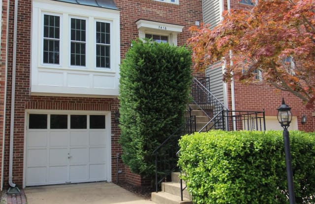 7416 HEATHERFIELD LANE - 7416 Heatherfield Lane, Kingstowne, VA 22315