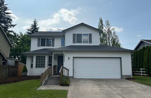 Newly Remodeled 4B/2.5Ba in East Vancouver! photos photos