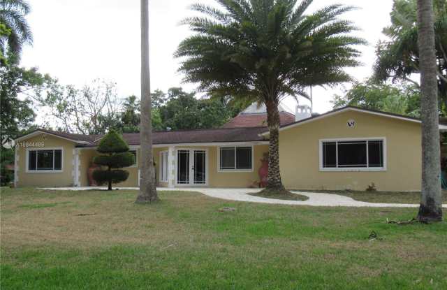 6311 SW 130th Ave - 6311 Southwest 130th Avenue, Southwest Ranches, FL 33330