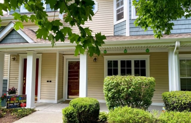 127 Old Farm Dr - 127 Old Farm Drive, Panther Valley, NJ 07838