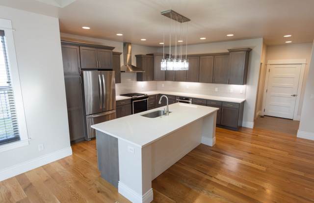 2172 Southbridge Dr Gallery 4