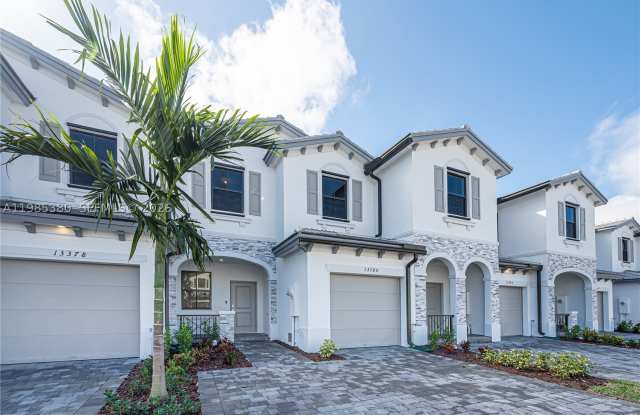 13380 SW 287th Ter Gallery 4