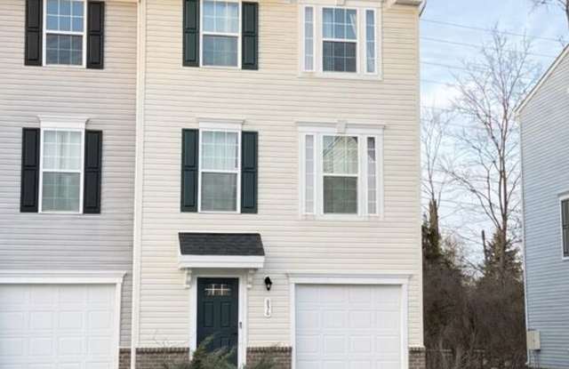 836 Blackcomb Dr - 836 Blackcomb Drive, Summerside, OH 45244