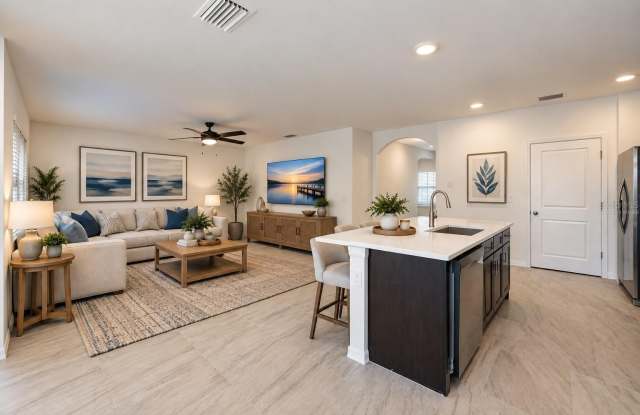 605 BLUE POINT Drive Gallery 2