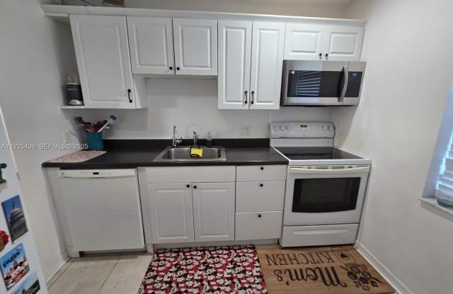 7837 Golf Cir Dr photos photos