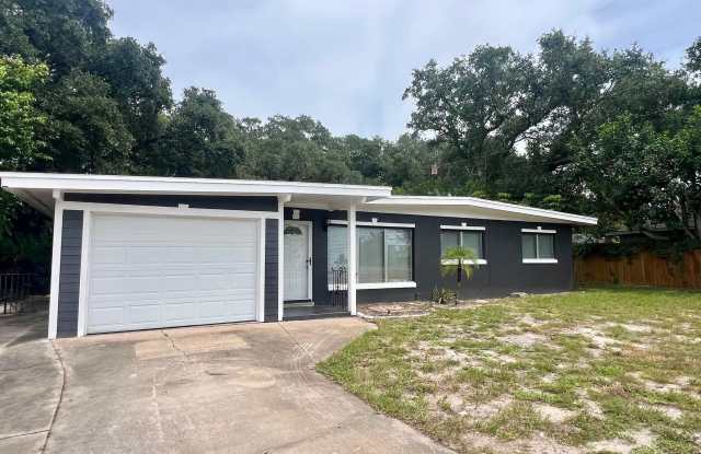 1410 Smith Drive photos photos