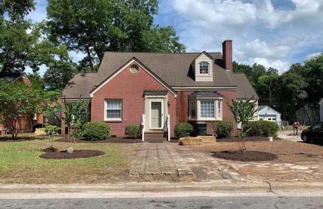 Grid House for rent on Harding St!! - 108 North Harding Street, Greenville, NC 27858