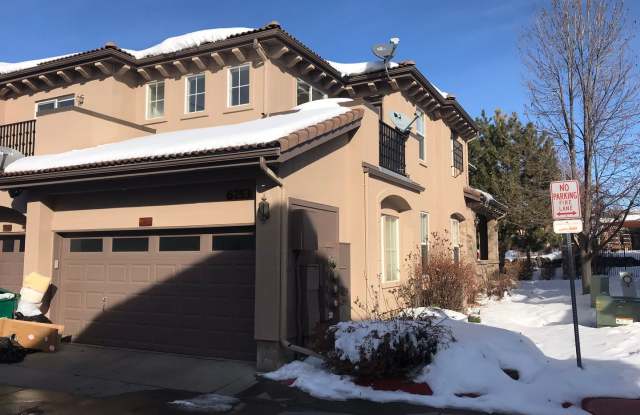 Dream Location! Attached 2 Car Garage! - 6753 South Winnipeg Circle, Aurora, CO 80016