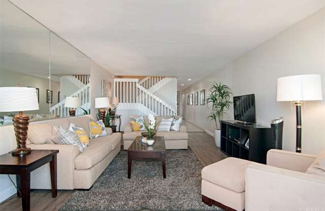 3750 Bayside Gallery 4