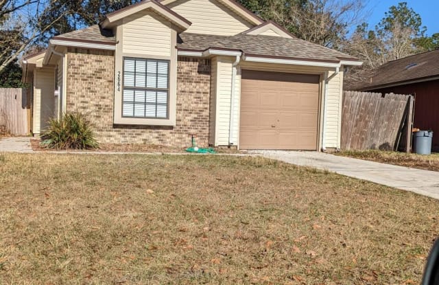 2664 MALIBU Circle - 2664 Malibu Circle, Lakeside, FL 32065