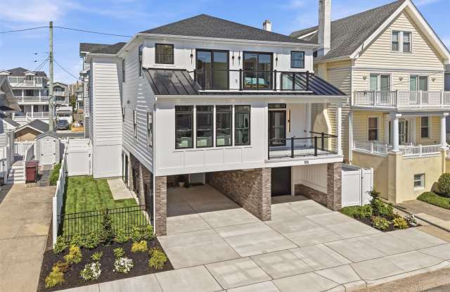 105 S Stratford Ave - 105 South Stratford Avenue, Ventnor City, NJ 08406