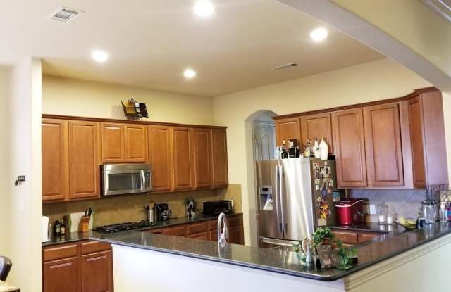 1551 Barksdale Drive Gallery 2