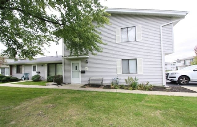 227 Barcliffe Lane - 227 Barcliffe Lane, Schaumburg, IL 60194