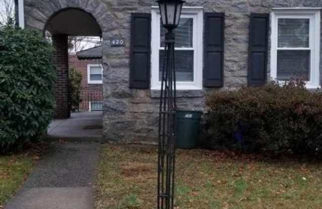 420 Blythe Ave - 420 Blythe Avenue, Drexel Hill, PA 19026