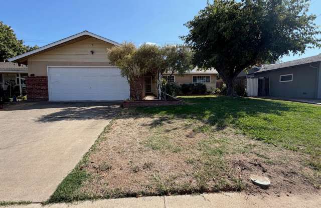 Updated 3-Bedroom Home in Rosemont with Spacious Backyard – Immediate Move in! photos photos