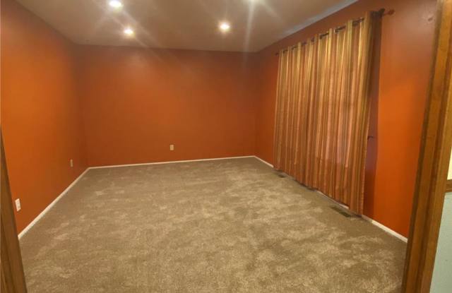 50 Hiddenbrook Gallery 2