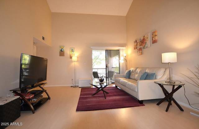 9550 N 94 th Place photos photos