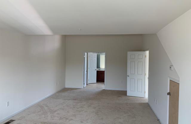 3678 Glouster Drive - 1 Gallery 3